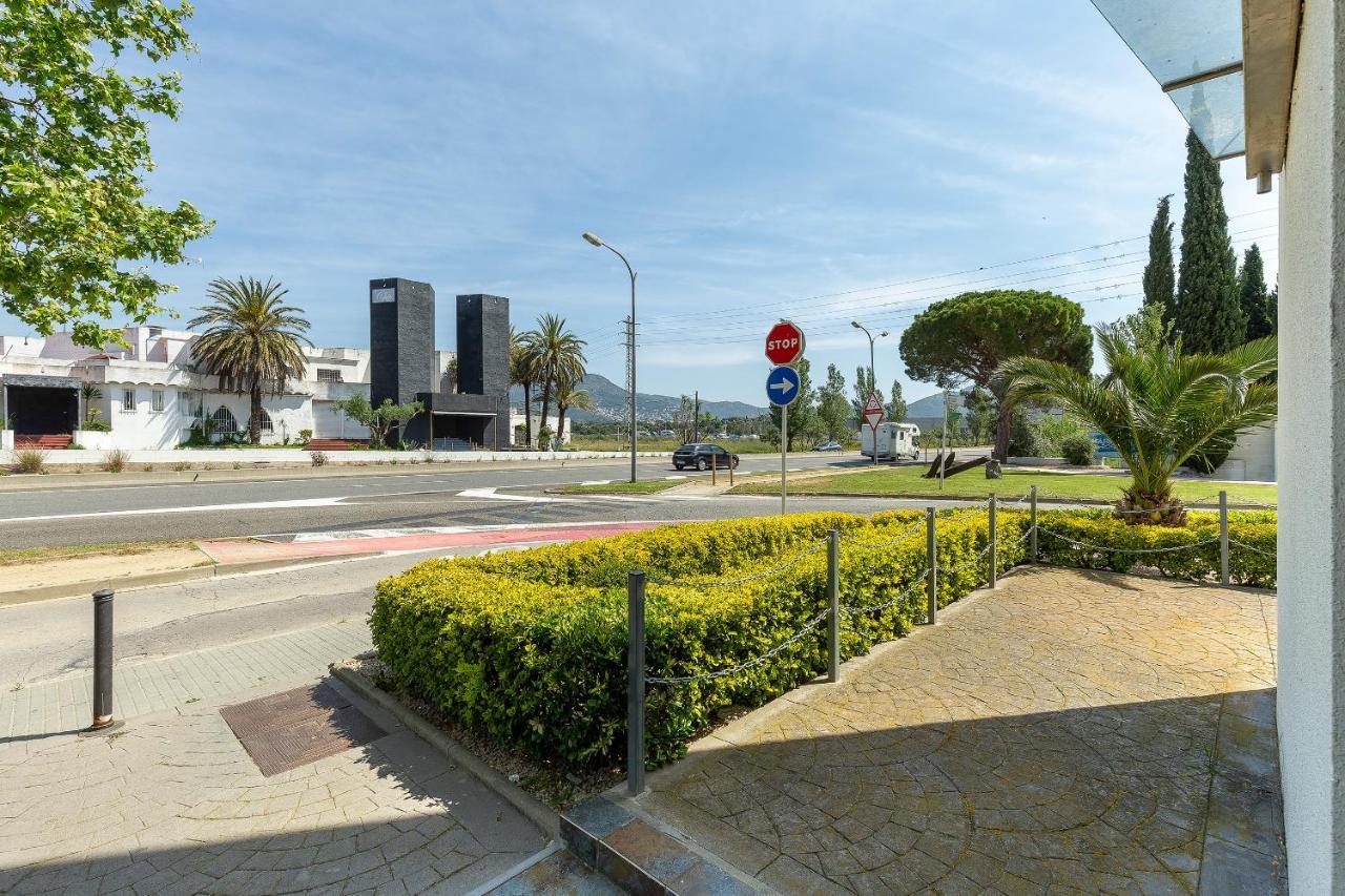 Apartamento V017 - Porto Marina Rosas Exterior foto